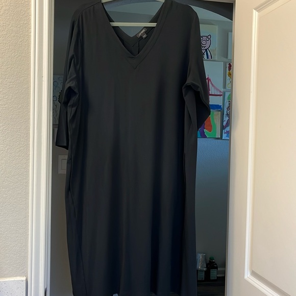J. Jill Wearever shift midi dress 3/4 sleeve stretchy V neck front and back - Picture 1 of 5